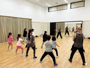 ダンスの練習にも