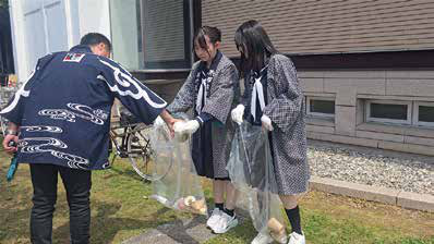中高生による美化活動