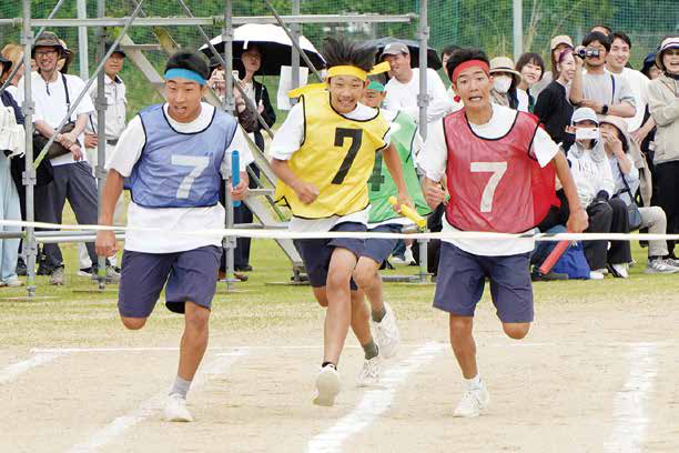 古川中学校の体育祭の様子