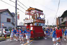 品野祇園祭の山車の様子